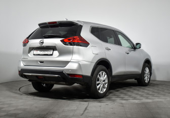 Подержанный автомобиль Nissan X-Trail 2021 года (5 фото)