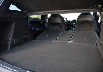 Подержанный автомобиль MINI Countryman 2017 года (35 фото)