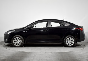 Подержанный автомобиль Hyundai Solaris Sedan 2020 года (8 фото)