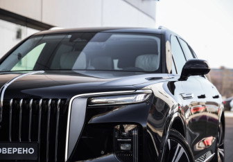 Подержанный автомобиль Hongqi E-HS9 2021 года (2 фото)