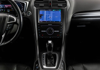 Подержанный автомобиль Ford Mondeo Sedan 2015 года (15 фото)