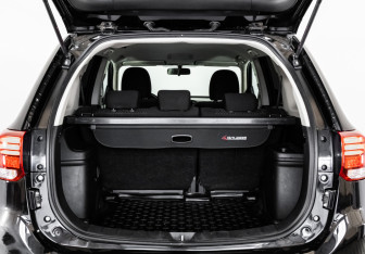Подержанный автомобиль Mitsubishi Outlander 2016 года (22 фото)
