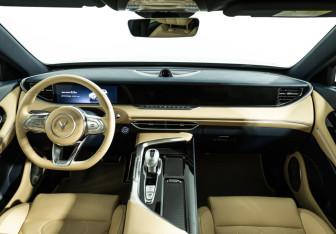 Подержанный автомобиль Voyah Free 2023 года (13 фото)