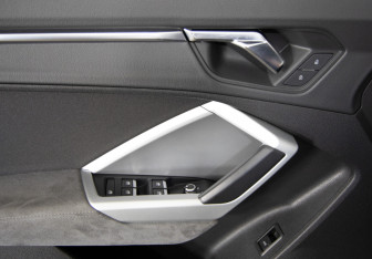 Подержанный автомобиль Audi Q3 Sportback 2020 года (27 фото)