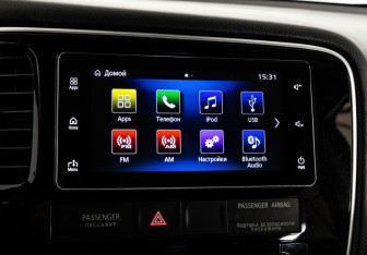 Подержанный автомобиль Mitsubishi Outlander 2018 года (18 фото)