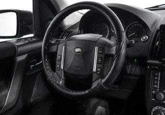 Подержанный автомобиль Land Rover Freelander 2007 года (14 фото)