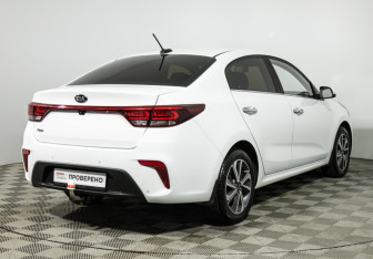 Подержанный автомобиль Kia Rio Sedan 2018 года (5 фото)