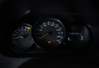 Подержанный автомобиль Renault Megane Hatchback 2011 года (13 фото)