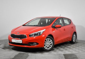Подержанный автомобиль Kia Ceed Hatchback 2015 года (1 фото)