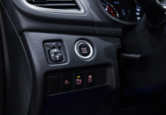 Подержанный автомобиль Mitsubishi Pajero Sport 2018 года (19 фото)