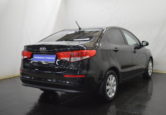 Подержанный автомобиль Kia Rio Sedan 2016 года (5 фото)