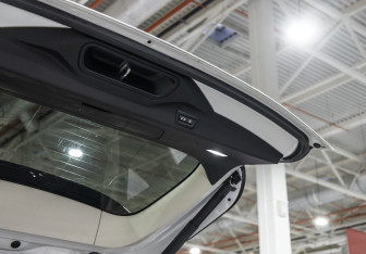 Подержанный автомобиль BMW X7 2020 года (35 фото)