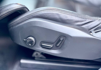 Подержанный автомобиль Volvo XC60 2019 года (24 фото)