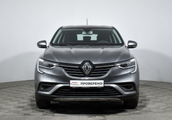 Подержанный автомобиль Renault Arkana 2019 года (2 фото)