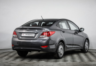 Подержанный автомобиль Hyundai Solaris Sedan 2014 года (5 фото)