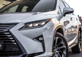 Подержанный автомобиль Lexus RX 2016 года (2 фото)