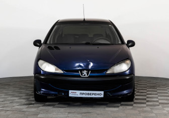 Подержанный автомобиль Peugeot 206 Hatchback 2003 года (2 фото)