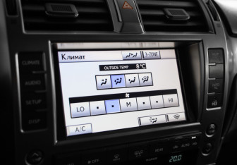 Подержанный автомобиль Lexus GX 2012 года (14 фото)