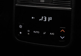 Подержанный автомобиль Exeed VX 2022 года (27 фото)