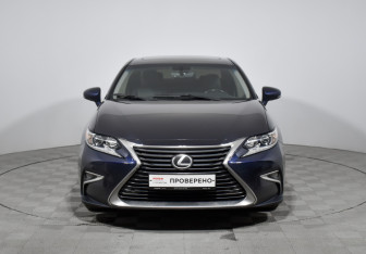 Подержанный автомобиль Lexus ES 2016 года (2 фото)