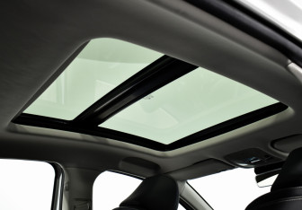 Подержанный автомобиль Chery Arrizo 8 2023 года (13 фото)