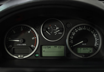 Подержанный автомобиль Land Rover Freelander 2012 года (13 фото)