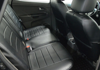 Подержанный автомобиль Kia Venga 2014 года (12 фото)