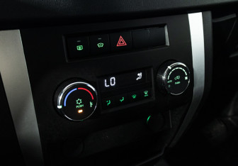 Подержанный автомобиль УАЗ Patriot 2023 года (15 фото)