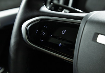 Подержанный автомобиль Jaecoo J7 2023 года (26 фото)