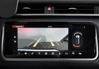 Подержанный автомобиль Land Rover Range Rover Velar 2019 года (15 фото)