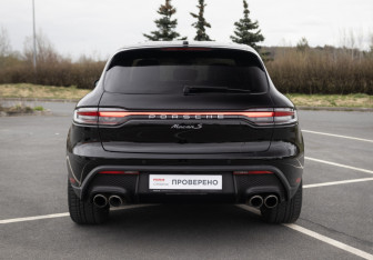Подержанный автомобиль Porsche Macan 2021 года (15 фото)
