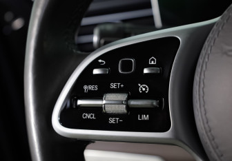 Подержанный автомобиль Mercedes-Benz GLE 2020 года (11 фото)