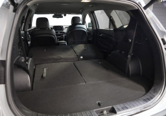 Подержанный автомобиль Hyundai Santa Fe 2019 года (26 фото)