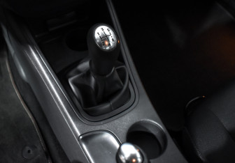 Подержанный автомобиль Renault Megane Hatchback 2010 года (11 фото)