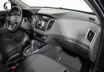 Подержанный автомобиль Hyundai Creta 2019 года (12 фото)