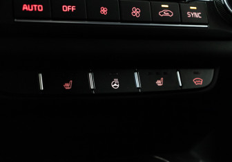 Подержанный автомобиль Kia Ceed Hatchback 2018 года (17 фото)