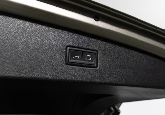 Подержанный автомобиль Volkswagen Tiguan 2019 года (22 фото)