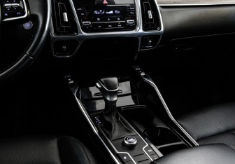 Подержанный автомобиль Kia Sorento 2021 года (16 фото)