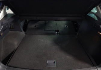 Подержанный автомобиль Volkswagen Tiguan 2021 года (24 фото)