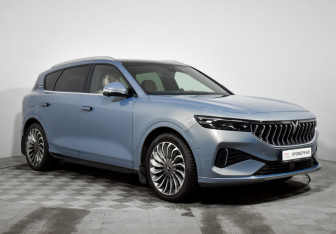 Подержанный автомобиль Voyah Free 2023 года (3 фото)