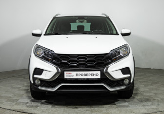 Подержанный автомобиль LADA (ВАЗ) XRAY 2021 года (2 фото)