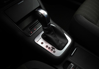 Подержанный автомобиль Volkswagen Tiguan 2015 года (16 фото)