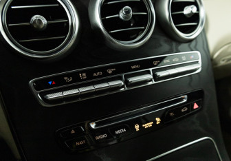 Подержанный автомобиль Mercedes-Benz GLC Coupe 2018 года (18 фото)