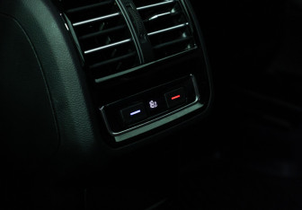 Подержанный автомобиль Volkswagen Passat Wagon 2017 года (20 фото)