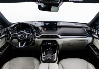 Подержанный автомобиль Mazda CX-9 2022 года (11 фото)