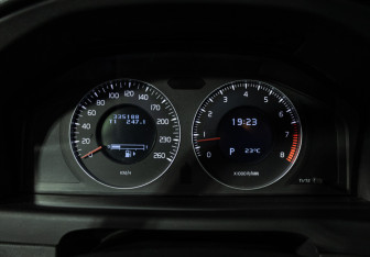 Подержанный автомобиль Volvo S80 2008 года (12 фото)