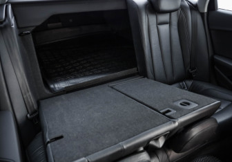 Подержанный автомобиль Audi A4 Sedan 2016 года (30 фото)