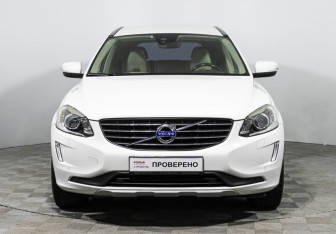 Подержанный автомобиль Volvo XC60 2016 года (2 фото)