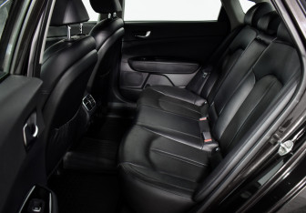 Подержанный автомобиль Kia Optima Sedan 2017 года (11 фото)