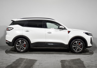 Подержанный автомобиль Chery Tiggo 7 Pro Max 2024 года (4 фото)